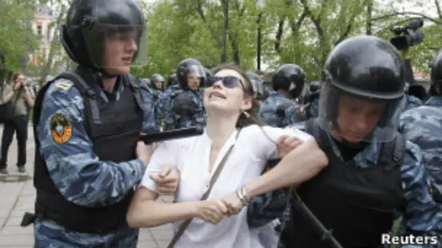 Protesta en la antesala de la toma de posesión de Vladimir Putin