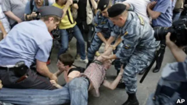 Полиция во время "Марша миллионов"