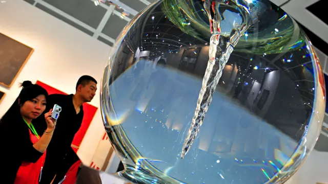 يشارك في المعرض عارضون من 39 دولة.