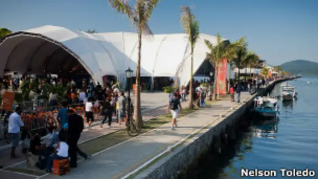 Tenda da Flipcasa de apostas pagando no cadastro2011