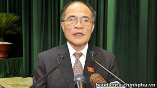 Ông Nguyến Sinh Hùng