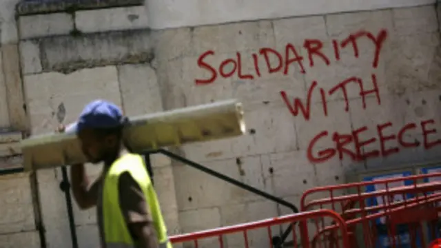 Grafiti tentang pesan solidaritas 