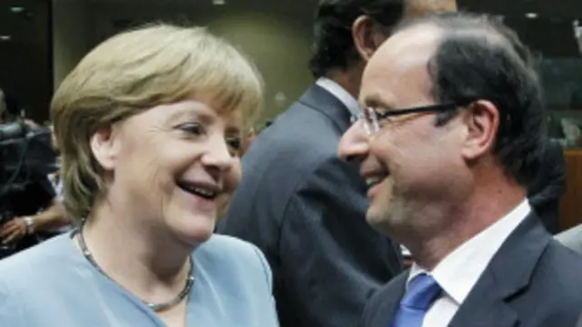 Thủ tướng Đức Merkel và Tổng thống Pháp Hollande