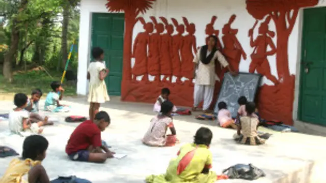 जर्मन-दादा ने वर्ष 1986 में छह छात्रों के साथ एक सांध्य स्कूल खोला था