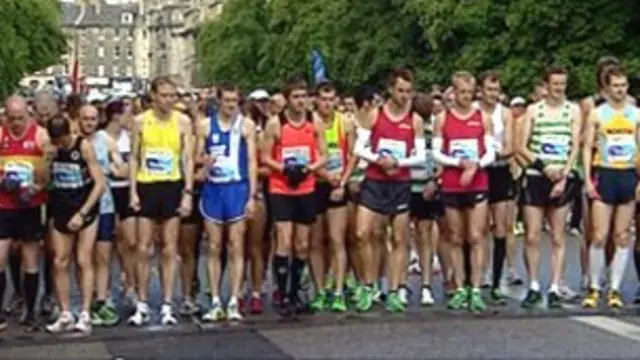 دو روزہ میراتھن میں تقریباً تیس ہزار کے قرب افراد حصہ لیں گے