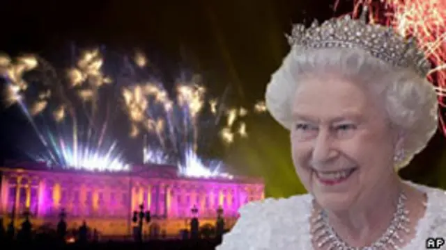 अगले तीन दिनों में इस समारोह के चलते क़रीब 4300 करोड़ रुपयों का सामान बेचा जा सकता है