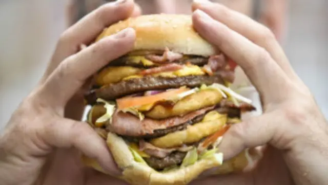 څېړنيزې ادارې ويلي که خلک ورځنۍ لارښوونې سمې پلې کړي، په برتانيا کې د نس د سرطان له اوو څخه د يوې پېښې مخه نيول کېدلى شي.