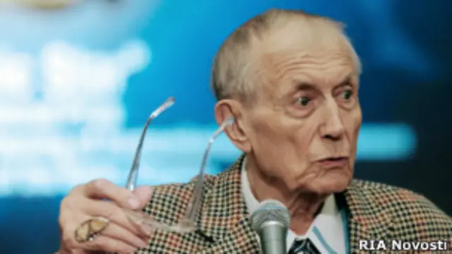 Поэт Евгений Евтушенко