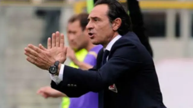 Liên đoàn Bóng đá Ý tin tưởng rằng ông Prandelli có thể lặp lại được kì tích