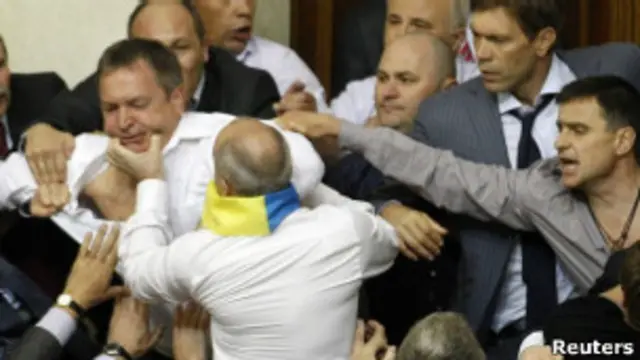 драка в Верховной Раде