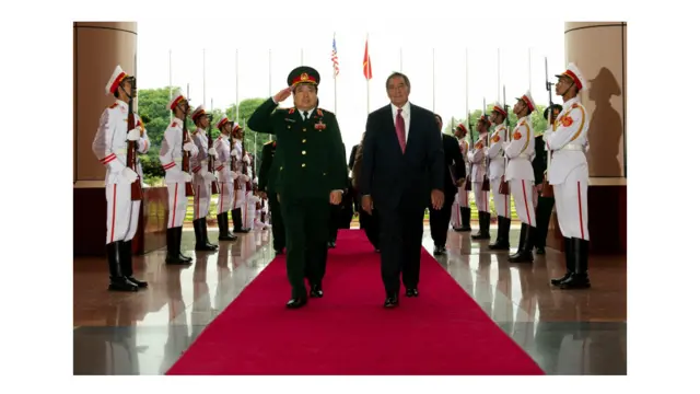 Chuyến thăm Việt Nam là một phần của chuyến công du châu Á chín ngày của ông Panetta.