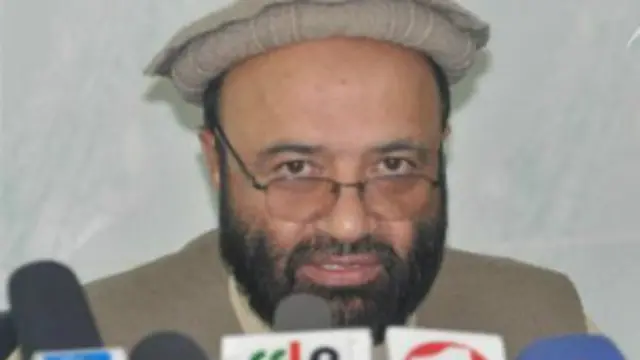  د افغانستان د اقتصاد وزیر عبدالهادي ارغندیوال وویل چې د مجاهدیونو تر منځ د همغږۍ دنشتوالی په افغانستان کې کورنیو او بهرنیو غلیمانو ته دلاس وهنې زمینه برابره کړې.