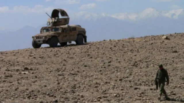 برخی از مناطق ولایت ننگرهار ناامن است و در آن شورشیان هر از گاهی با نیروهای امنیتی درگیر می‌شوند