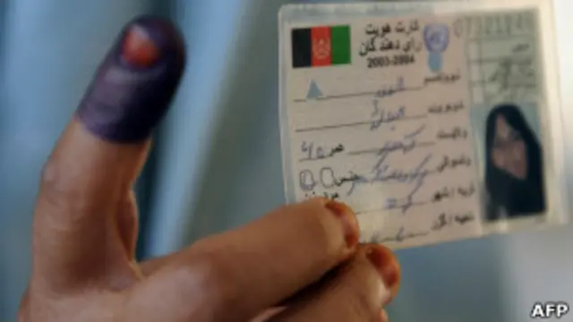 انتخابات ریاست جمهوری افغانستان به تاریخ شانزدهم حمل/فروردین برگزار می‌شود