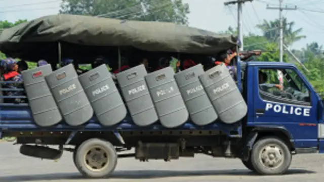 လေးစားလိုက်နာရမယ့် ကျင့်ထုံးတွေနဲ့အညီ လူအုပ်စုကို စနစ်တကျဖြိုခွဲတဲ့ နည်းတွေ မြန်မာရဲတွေကို သင်ပေးဖို့ရှိ