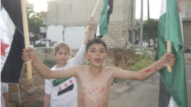 أطفال سوريون