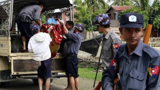 kekerasan etnis di burma