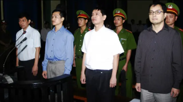 Từ trái: các ông Trần Huỳnh Duy Thức, Nguyễn Tiến Trung, Lê Thăng Long, Lê Công Định