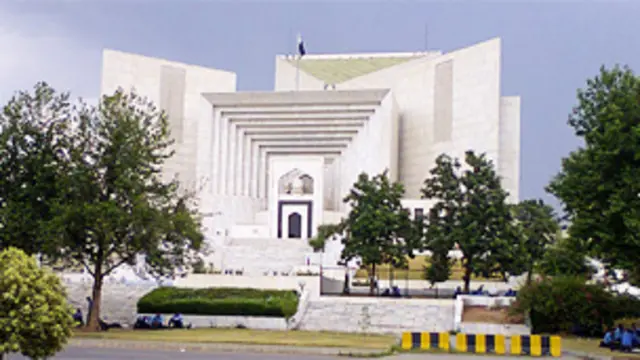 عدالت نے اس مقدمے کی سماعت پندرہ اپیل تک ملتوی کر دی