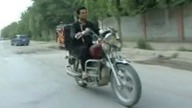 ’ہم گھر پر ڈیلیوری صرف ان کے کریں گے جن کو ہم جانتے ہیں اور جو ہمارے مستقل گاہک ہیں‘