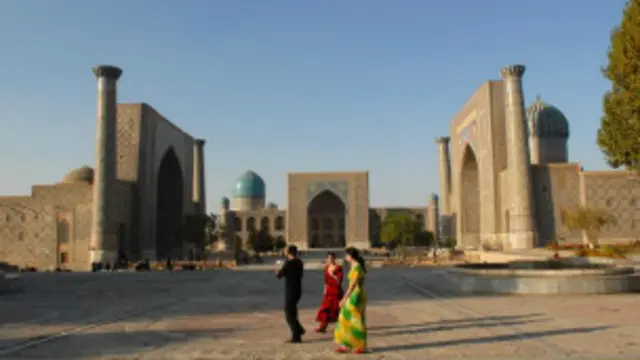 شهرهای باستانی مانند سمرقند و بخارا، یا خوارزم و وادی فرغانه که در ادبیات فارسی نام های آشنایی هستند در ازبکستان واقع اند