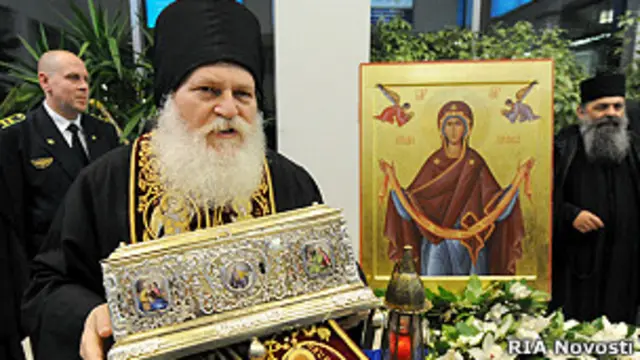 Архимандрит Ефрем во время поездки по России