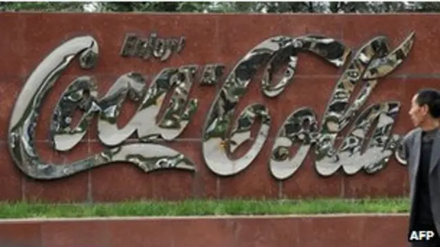 कोका-कोला साठ साल के बाद फिर से बर्मा जाने की तैयारी में है