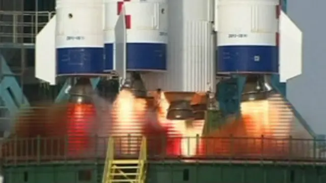 “神舟十号”成功发射升空