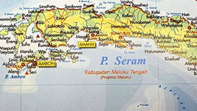 Hujan deras yang mengguyur Ambon sejak Selasa sampai Rabu dini hari, menyebabkan banjir melanda kawasan itu. 