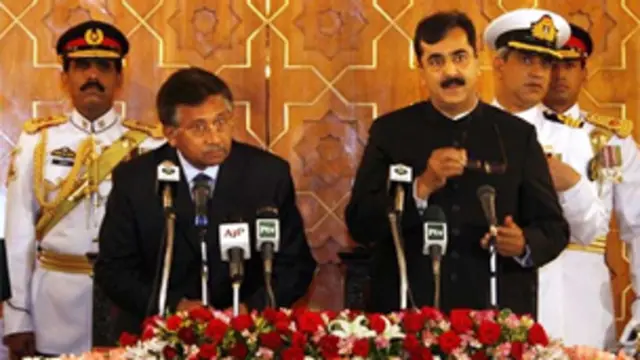 ملک کا فوجی صدر اسٹیبلشمنٹ کی مرضی کے بغیر مستعفی نہیں ہو سکتا: یوسف رضا گیلانی