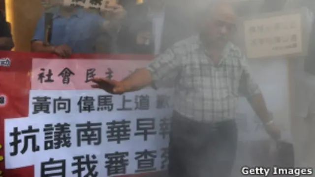 香港抗议南华早报自我审查