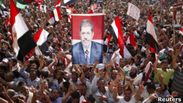 الاحتفال بفوز مرسي