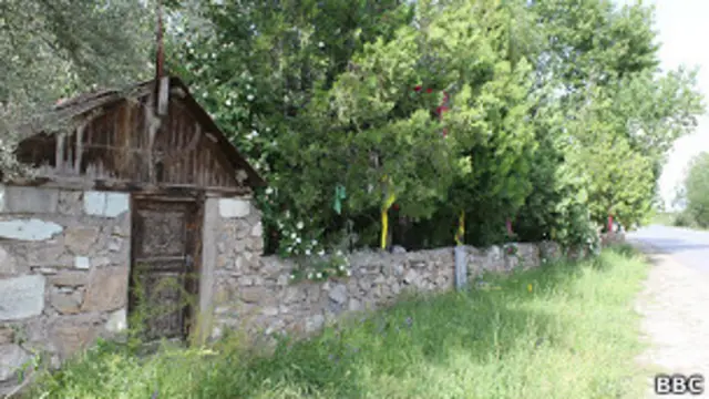 Мазоры - места массовых захоронений жертв гражданской войны в Таджикистане