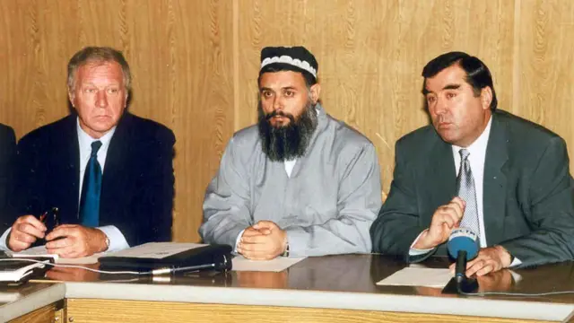 آغاز کار کمیسیون آشتی ملی، مرم، نوری و رحماناف. ۱۵ سپتامبر سال ۱۹۹۷.