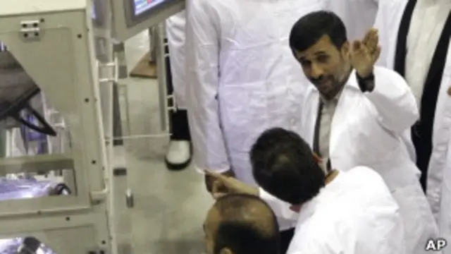 अमरीका कहता रहा है कि ईरान परमाणु हथियार बना रहा है