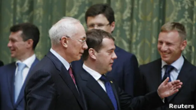 Азаров і Медведєв