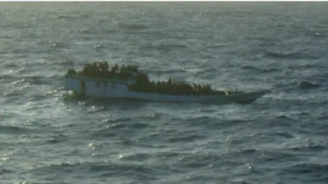 Kapal pencari suaka sebelum tenggelam di Pulau Christmas