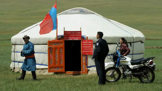 Pemilu di Mongolia