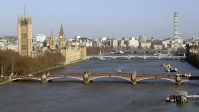 19 quận của London nằm trong danh sách 20 địa điểm có tỷ lệ tội phạm cao nhất England