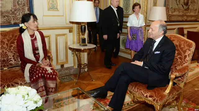 Aung San Suu Kyi in Paris