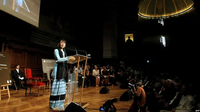 Aung San Suu Kyi in Paris