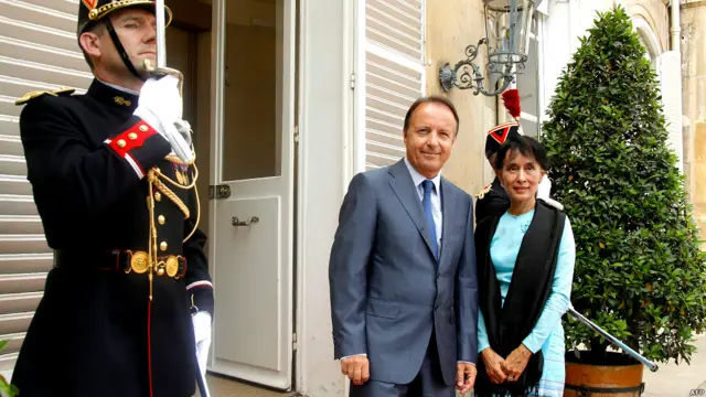 Aung San Suu Kyi in Paris