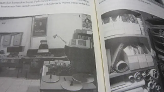 Kondisi arsip film-film lama di Sinematek memprihatinkan, yang ditandai kerusakan sejumlah film koleksinya.