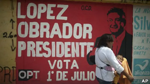 Cartel del excandidato presidencial Andrés Manuel López Obrador