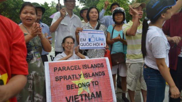 Đã diễn ra các cuộc biểu tình chống Trung Quốc ở hai thành phố lớn tại Việt Nam hôm Chủ nhật, 01/07/2012. 