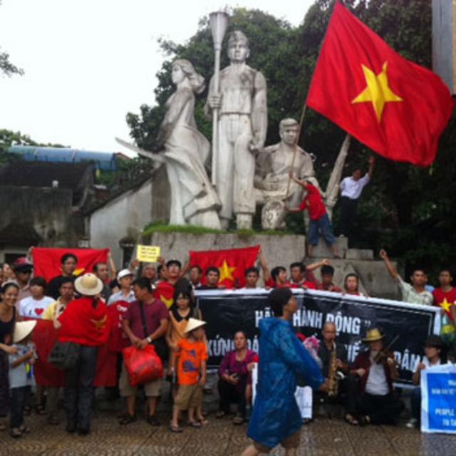 Những người lời kêu gọi biểu tình đã khá thận trọng khi nhấn mạnh đây là sự kiện ủng hộ Quốc hội Việt Nam thông qua Luật Biển mới đây.