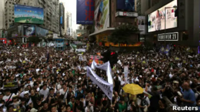 香港每年七一上街遊行的人數就是社會溫度計。