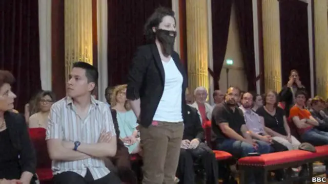 Не все масоны оценили символизм "бородатого" протеста