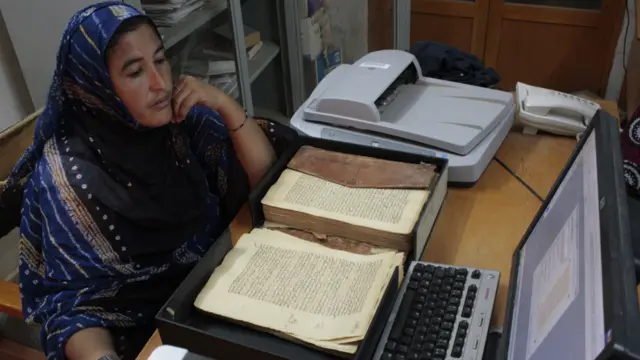 باحثة في مركز أحمد بابا