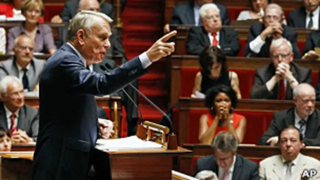 نخست‌وزیر فرانسه در پارلمان این کشور از اقدام نظامی علیه سوریه دفاع کرد